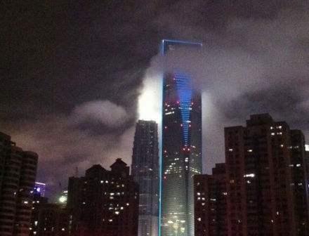 住在33层顶楼是什么体验？
